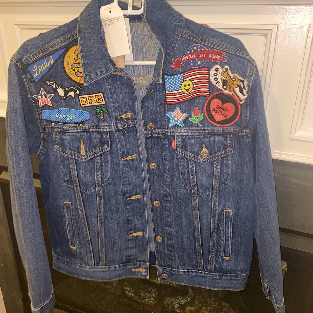 Levi’s Jean Jacket with Patches: Women’s Medium